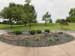 Retaining wall on a golf course near the entrance  thumbnail image